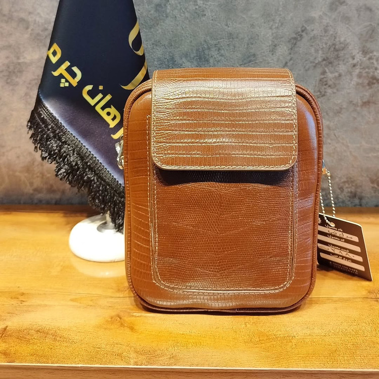 کیف تمام چرم اسپرت مدل نیما